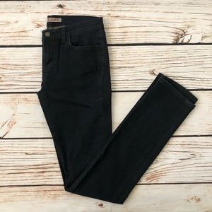 ⭐️JBrand Pencil Leg Jeans⭐️